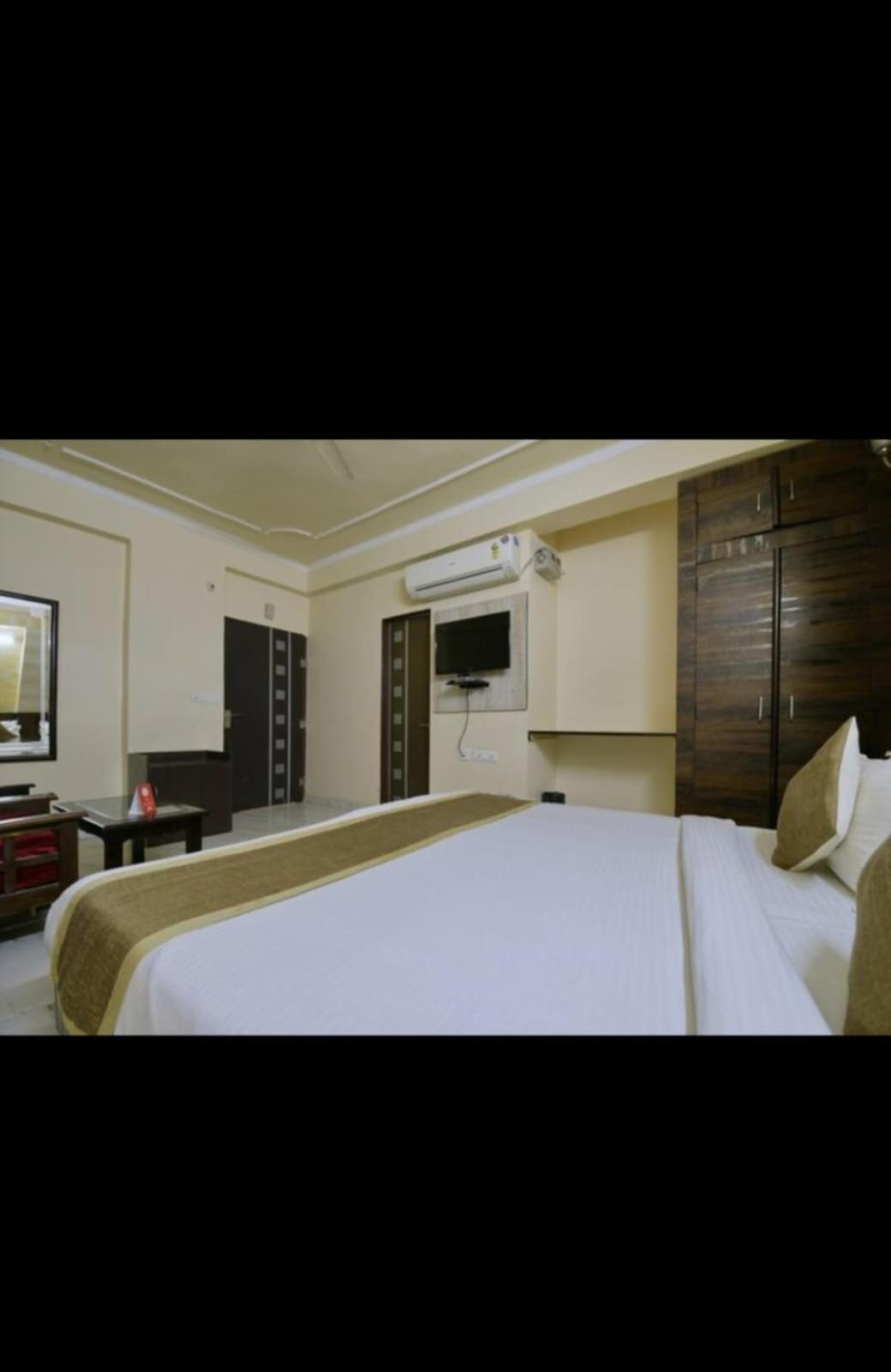 Hotel Sky Heights Jaipur Exteriör bild