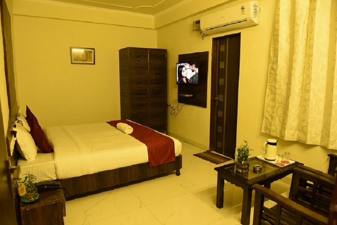 Hotel Sky Heights Jaipur Exteriör bild