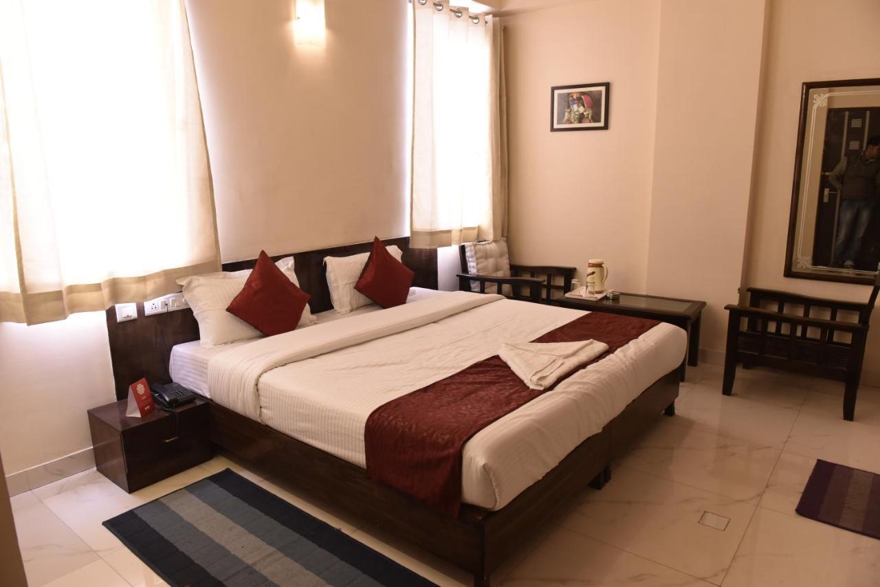 Hotel Sky Heights Jaipur Exteriör bild