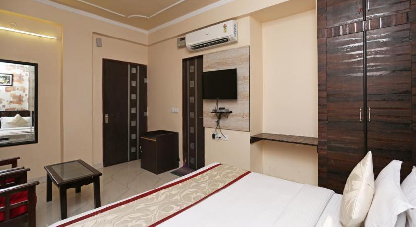 Hotel Sky Heights Jaipur Exteriör bild